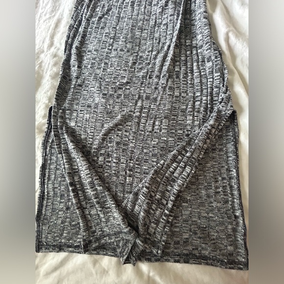 Wilfred Free Knit slit midi skirt - Picture 3 of 3